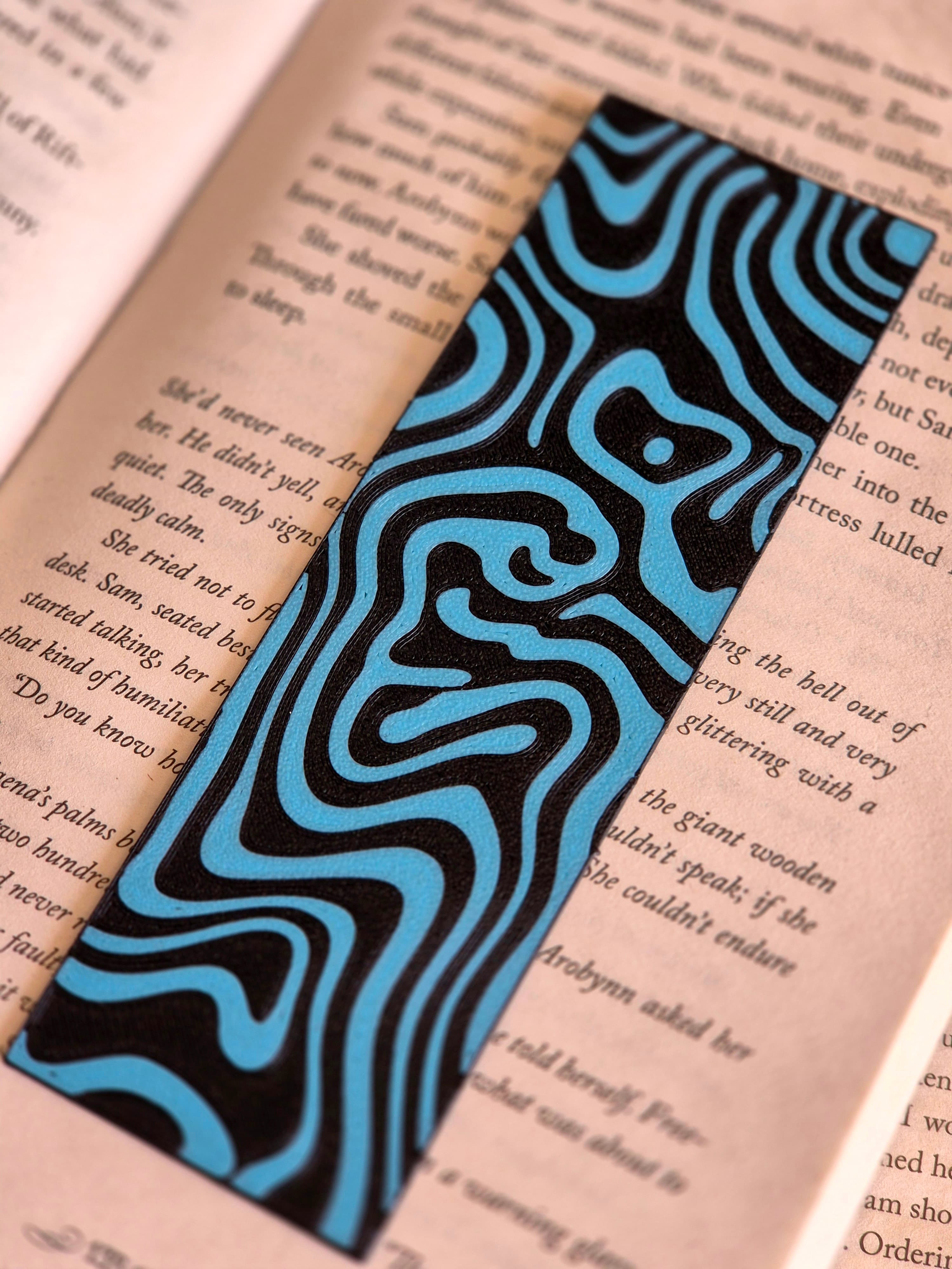Cool Wavy Bookmark, gallery image 2
