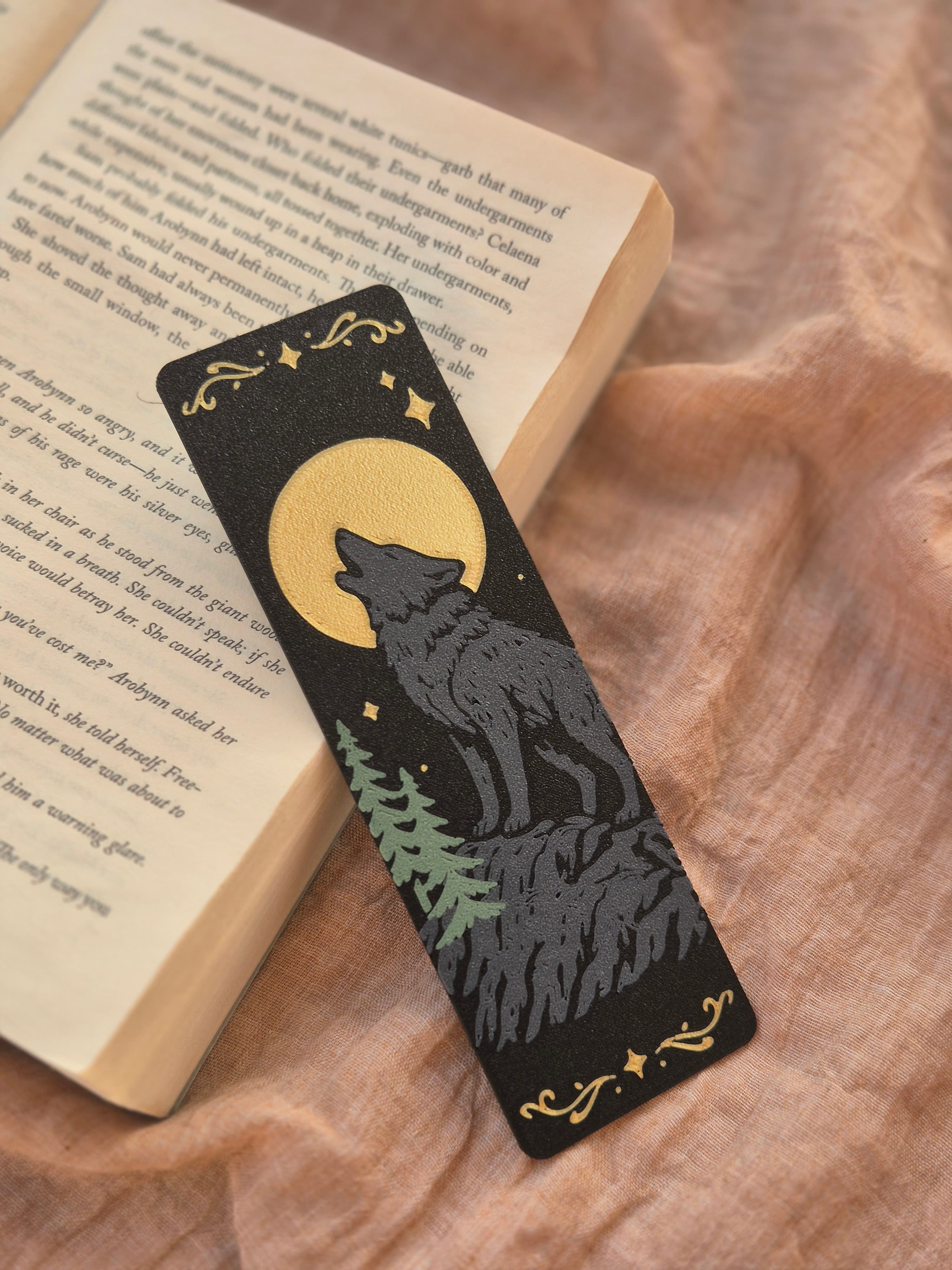 Gothic Bookmark Wolf Key Fantasy, gallery image 2
