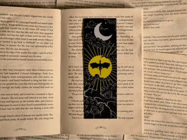 Dragon Bookmark Fourth Wing, a soaring-dragon bookmark for the Empyrean reread