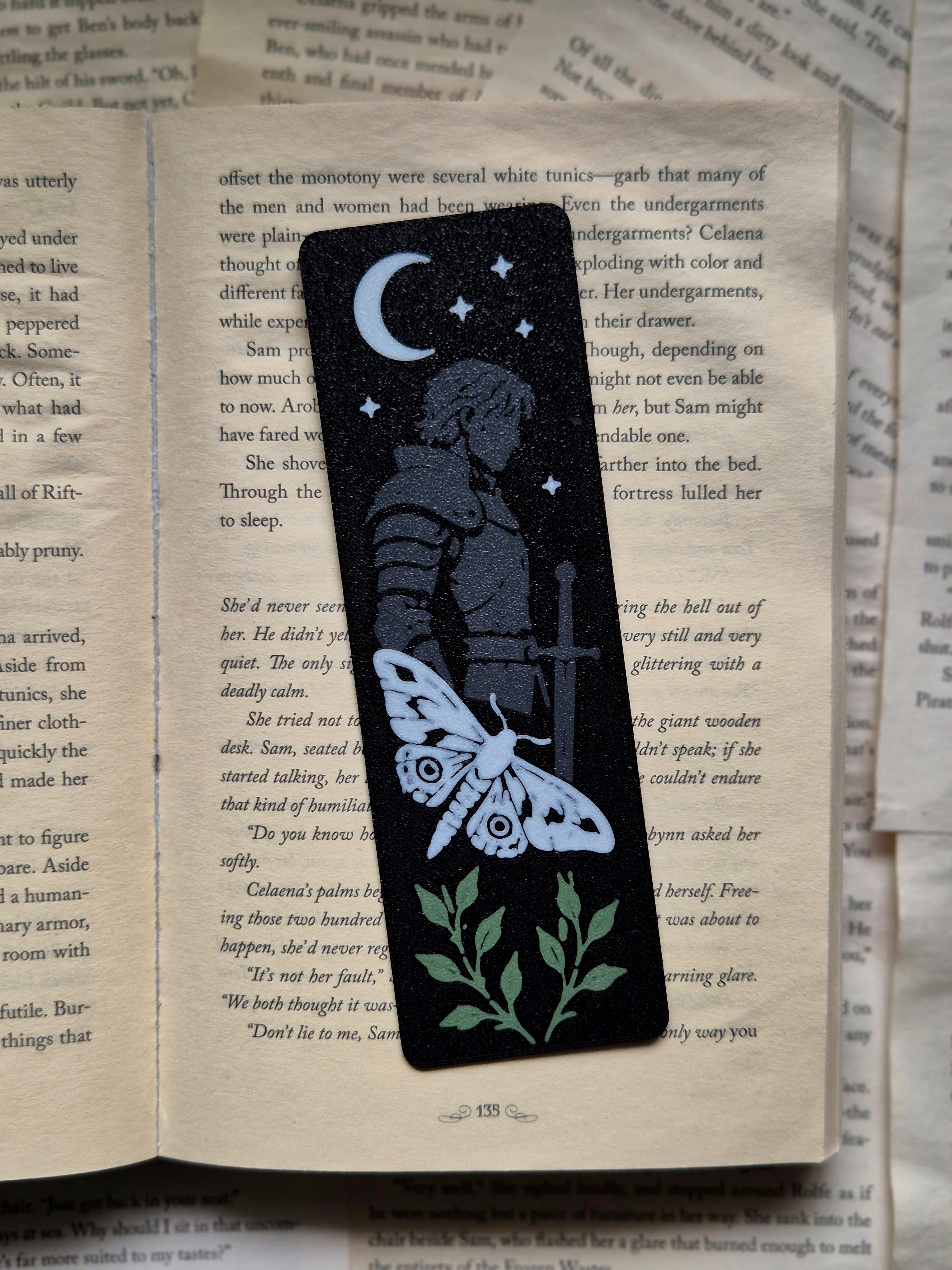 Gothic Knight Bookmark Fantasy, gallery image 4
